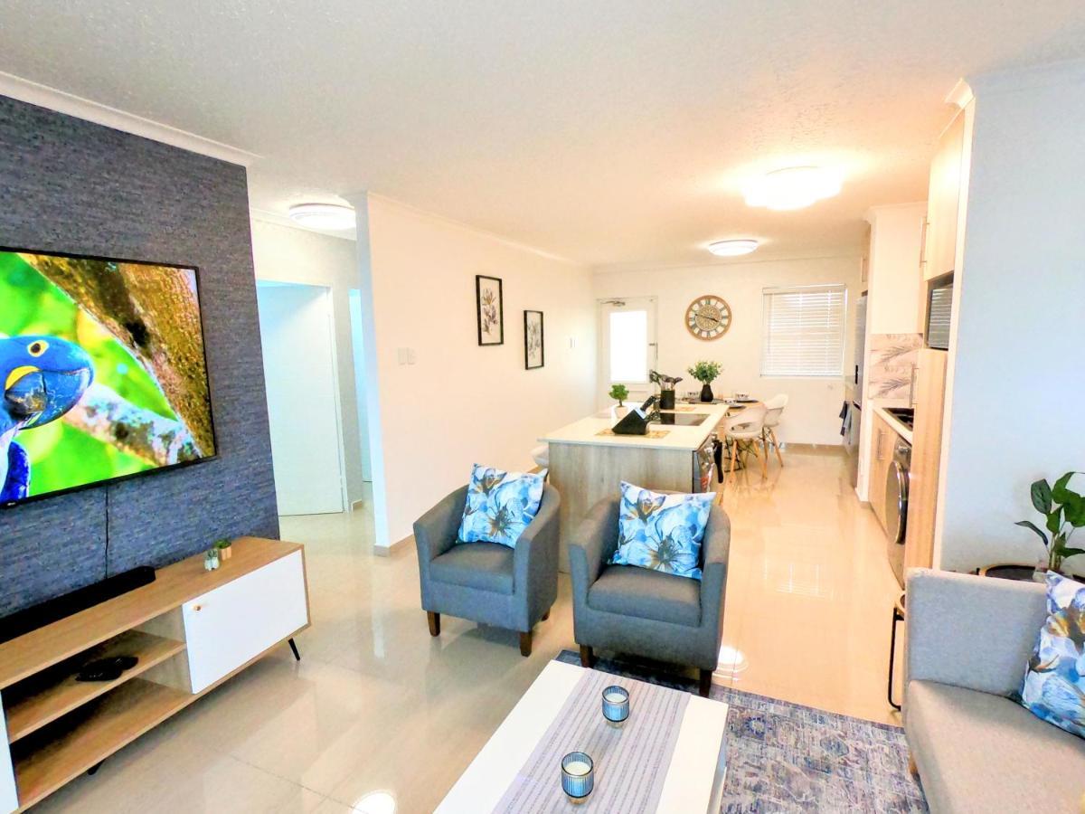 Pristine King Size Bed Apartment In Secure Complex Durban Exterior photo