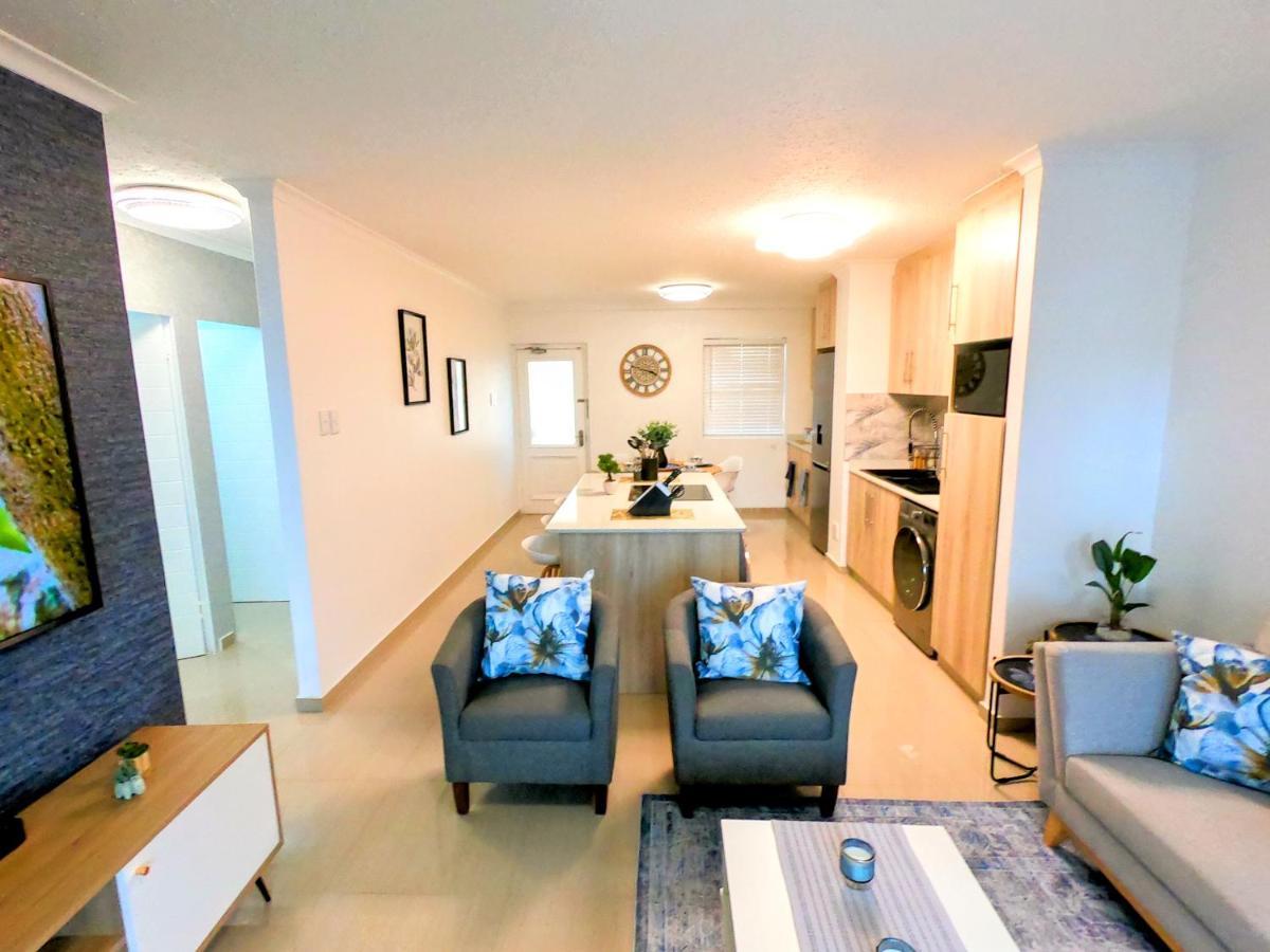 Pristine King Size Bed Apartment In Secure Complex Durban Exterior photo